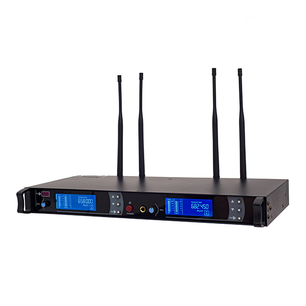 wireless-microphone-for-conference-room3