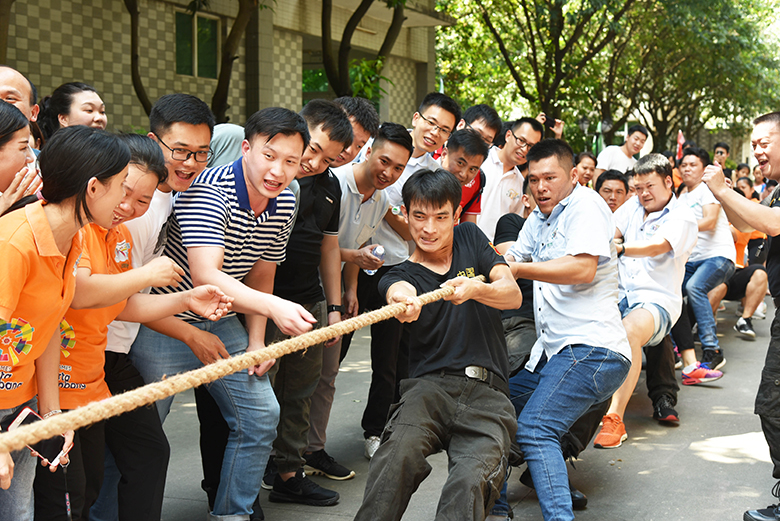 Tug-of-war Competition-3