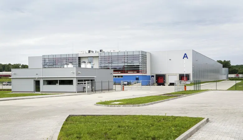 100-zone-intelligent-pa-system-solution-for-industrial-parks (1).jpg
